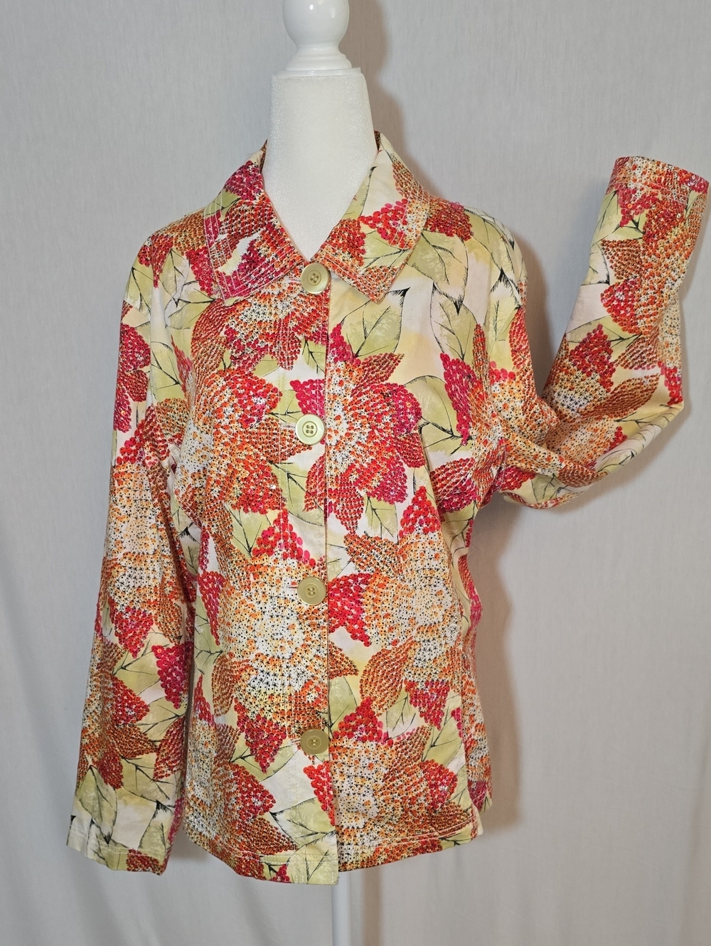 Chico's Like New Tailored Lined Floral Button Shirt Jacket in Red/Orange/Cream